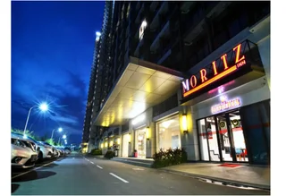 Legok: Moritz Inn Bsd