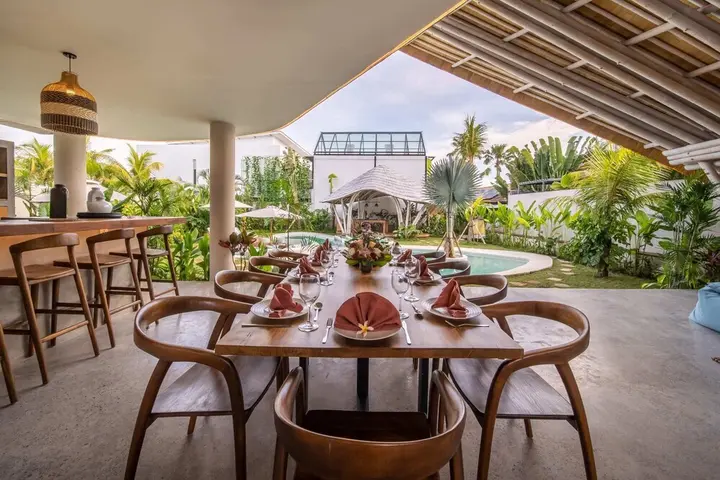 Керобокан: Stunning Architecture 5BR Bamboo With Tropical Pool Villa in Umalas