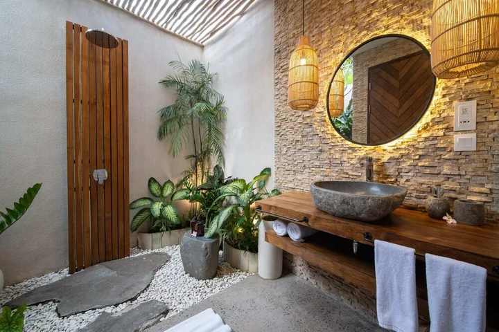 Керобокан: Stunning Architecture 5BR Bamboo With Tropical Pool Villa in Umalas