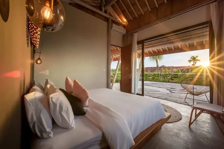 Керобокан: Stunning Architecture 5BR Bamboo With Tropical Pool Villa in Umalas