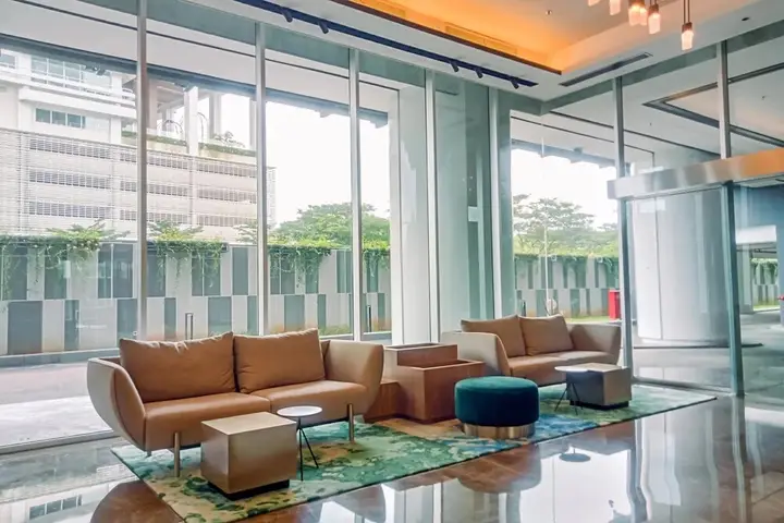 Elegant And Nice 1Br At The Smith Alam Sutera Apartment — фото 6
