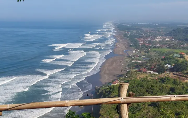 Батуретно: Bukit Shoka Top View Camp
