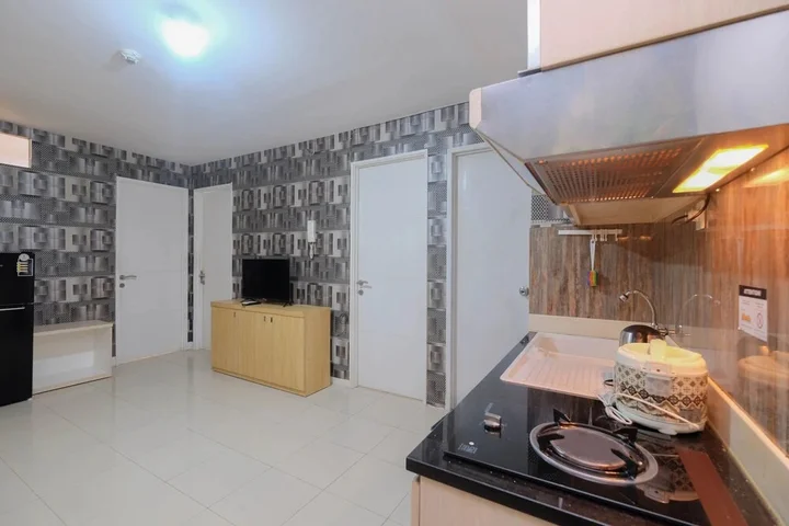 Джакарта: Great Location And Comfort 3Br At Bassura City Apartment