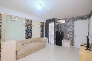 Джакарта: Great Location And Comfort 3Br At Bassura City Apartment