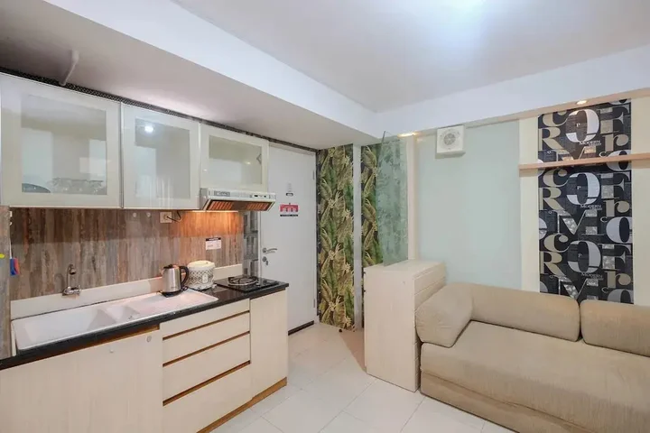 Джакарта: Great Location And Comfort 3Br At Bassura City Apartment