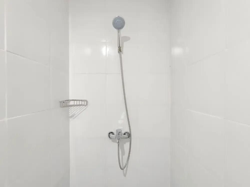 Семаранг: Good Deal 1Br At Paltrow City Apartment