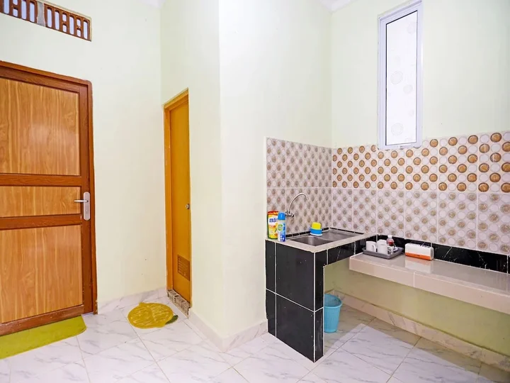 Батам: OYO 91314 Zein House