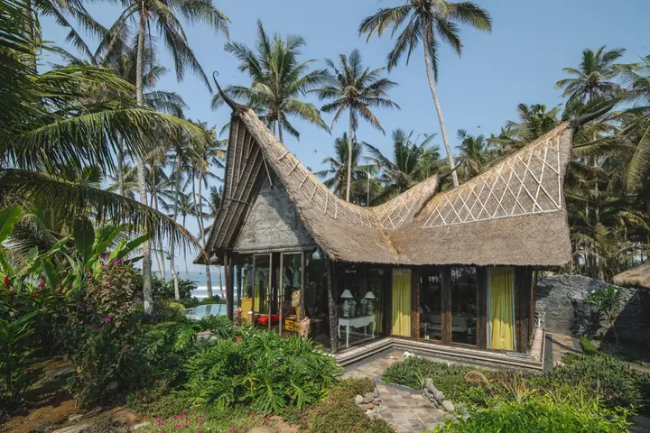 Табанан: Вилла Absolute Beachfront Villa Laut