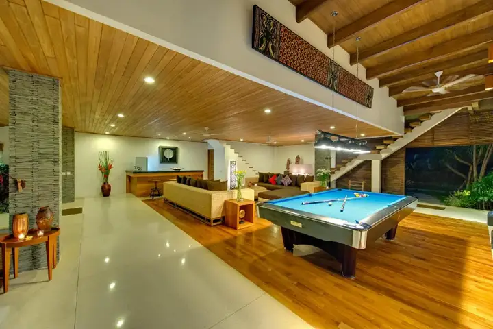 Wonderful 10 Bedrooms Private Villa Seminyak — фото 3