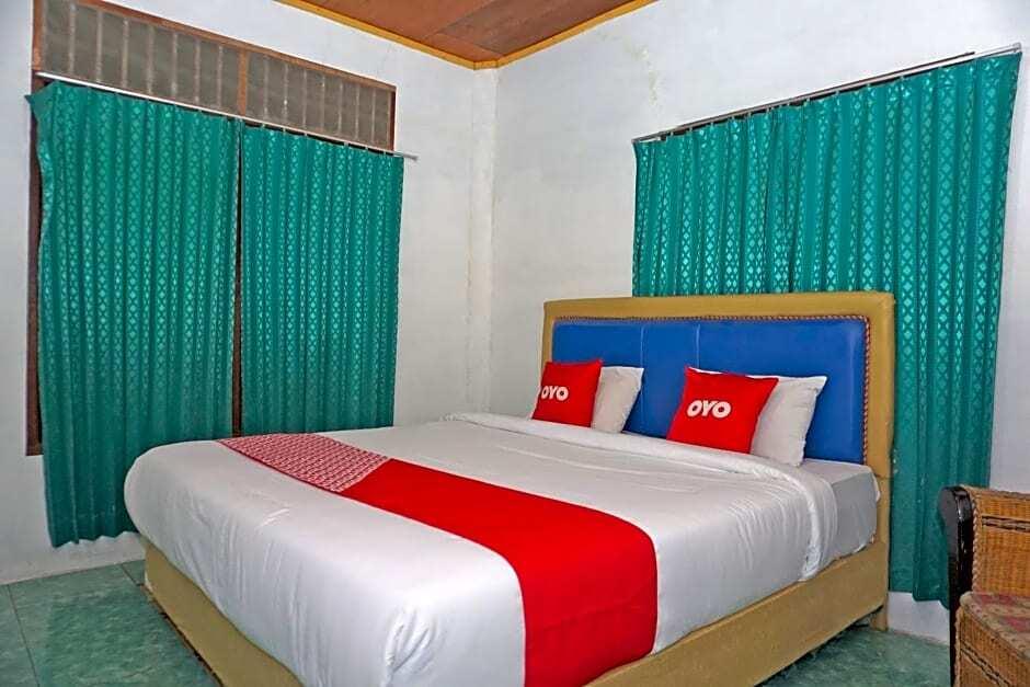 Озеро Тоба: OYO 2379 Hotel Sibigo