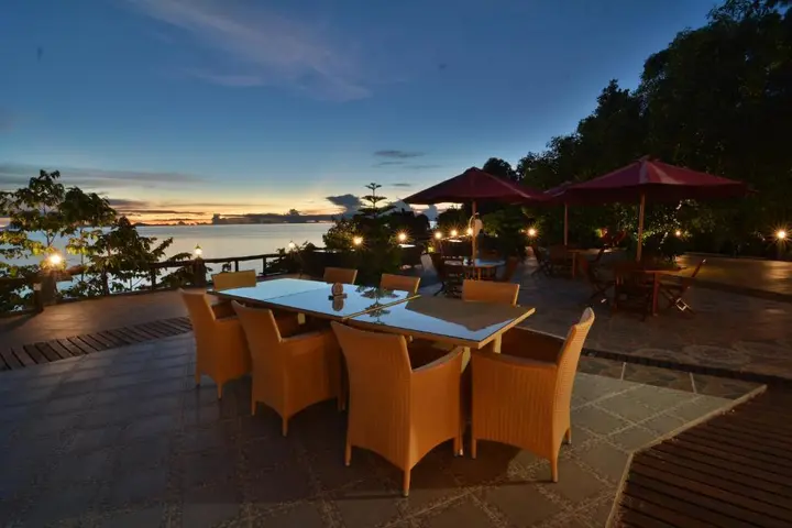 Соронг: Kasuari Valley Beach Resort