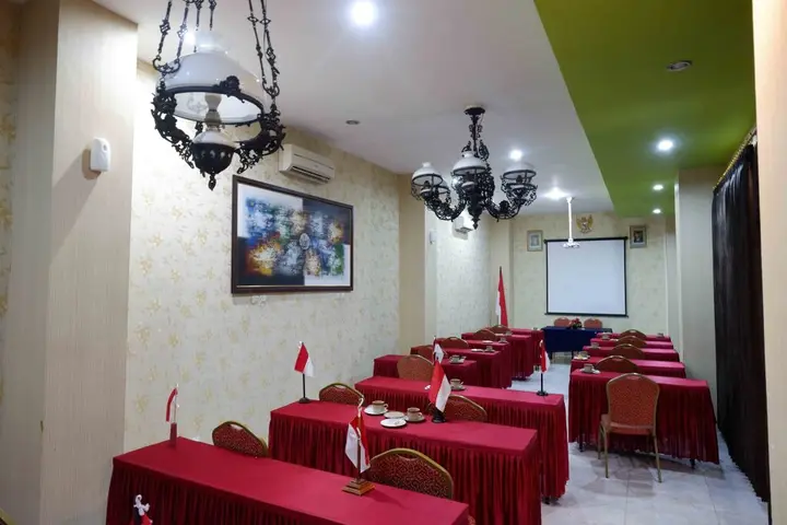 Сукохарджо: RedDoorz Plus Syariah near Laweyan Solo