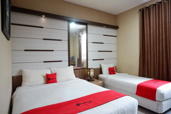 Сукохарджо: RedDoorz Plus Syariah near Laweyan Solo