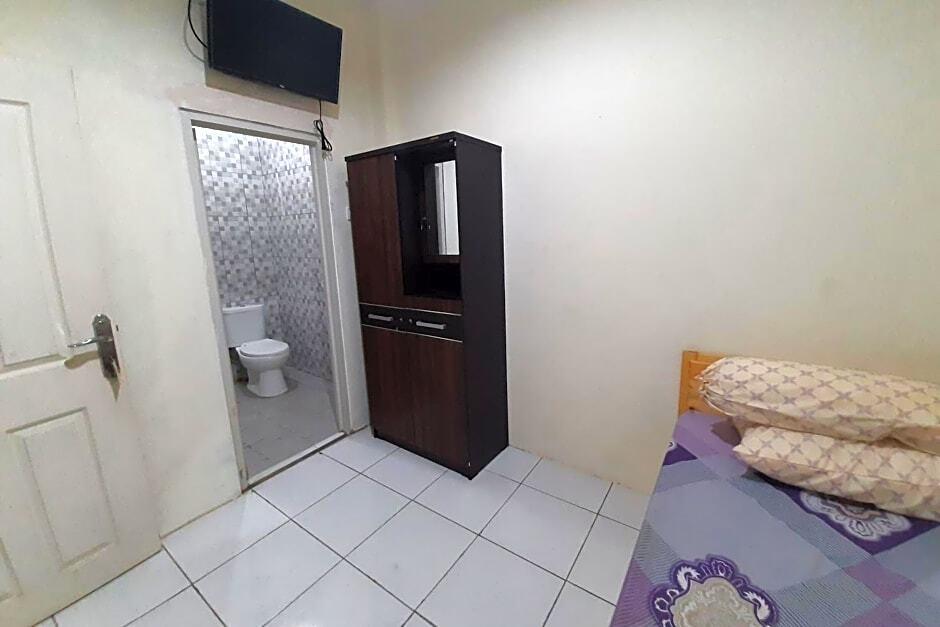 Семаранг: OYO Life 2751 Deyo Kost