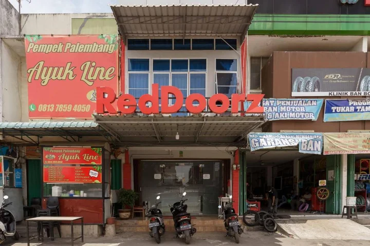 Батам: RedDoorz near Plaza Botania 1 Batam