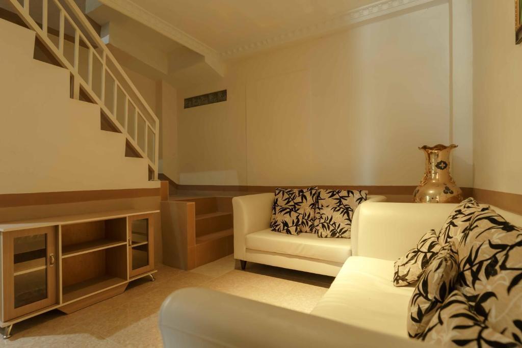 Батам: RedDoorz near Plaza Botania 1 Batam