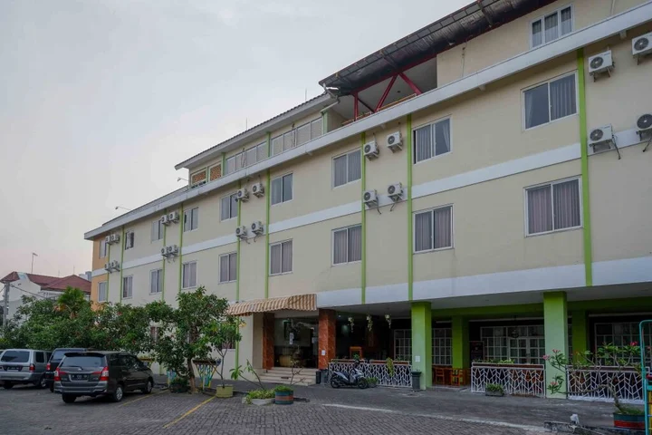 Суракарта: RedDoorz Plus Syariah near Manahan Solo