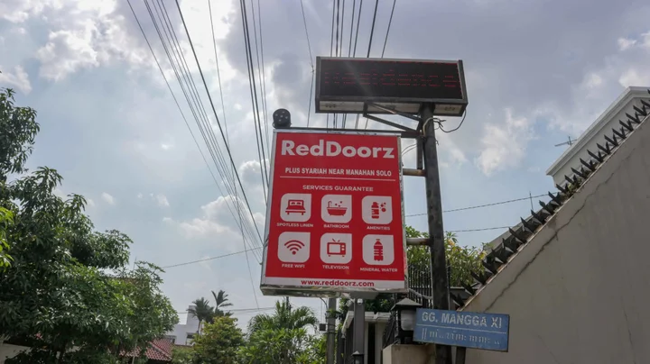 Суракарта: RedDoorz Plus Syariah near Manahan Solo