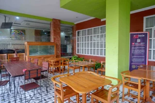 Суракарта: RedDoorz Plus Syariah near Manahan Solo