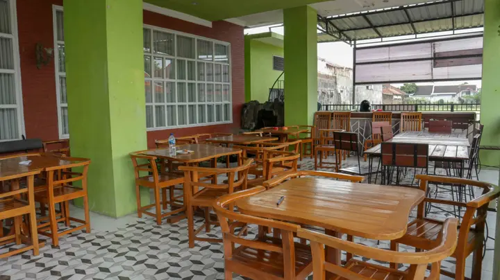 Суракарта: RedDoorz Plus Syariah near Manahan Solo