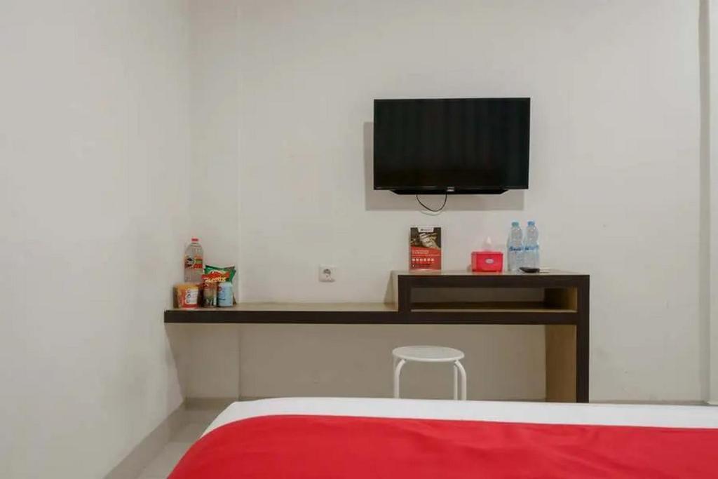 Медан: RedDoorz Plus @ Cemara Asri Medan