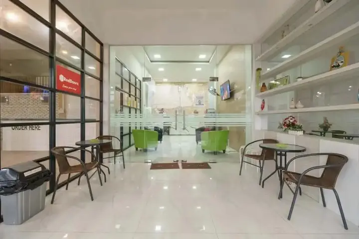 Медан: RedDoorz Plus @ Cemara Asri Medan