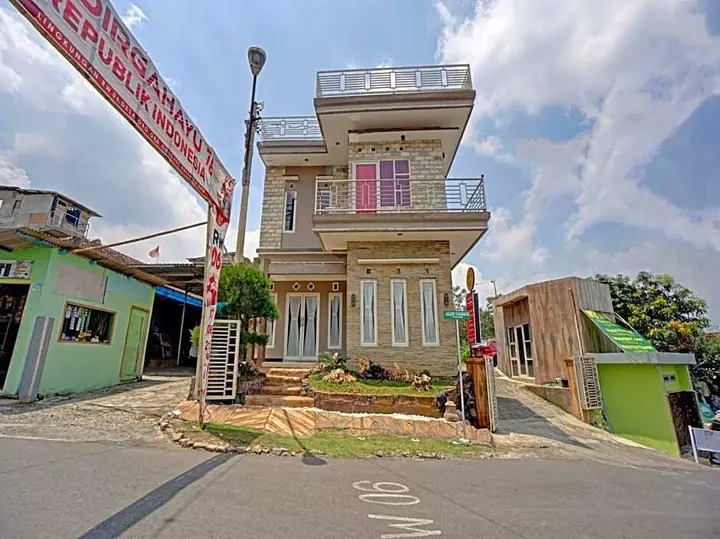 Бату: SPOT ON 90664 Adem Ayem Homestay