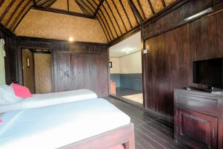 Кинтамани: Resto Apung and Bungalow Kedisan Batur Lake View RedPartner