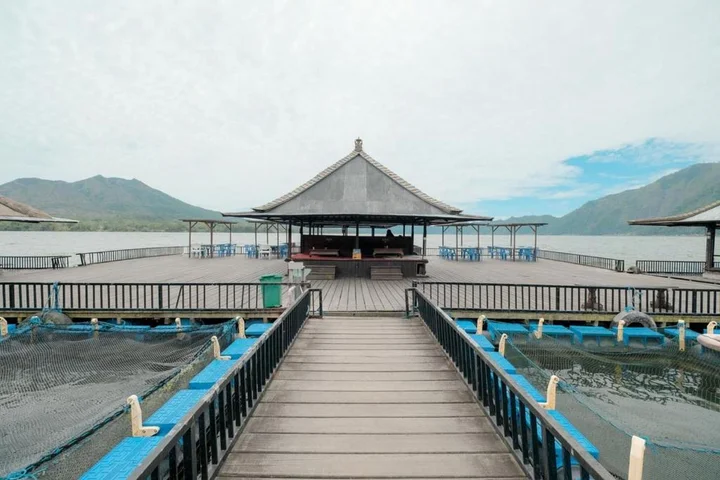 Кинтамани: Resto Apung and Bungalow Kedisan Batur Lake View RedPartner