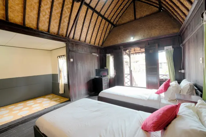 Кинтамани: Resto Apung and Bungalow Kedisan Batur Lake View RedPartner