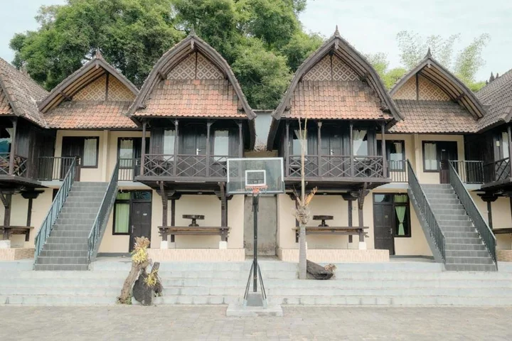 Кинтамани: Resto Apung and Bungalow Kedisan Batur Lake View RedPartner