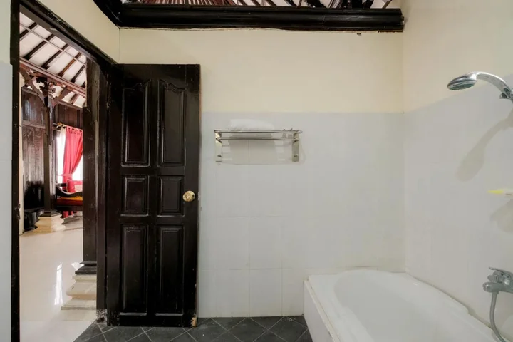 Кинтамани: Resto Apung and Bungalow Kedisan Batur Lake View RedPartner