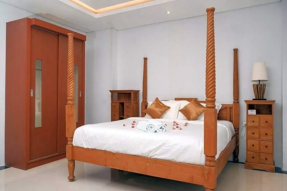 Керобокан: E Luxury Suites Seminyak by InnApps