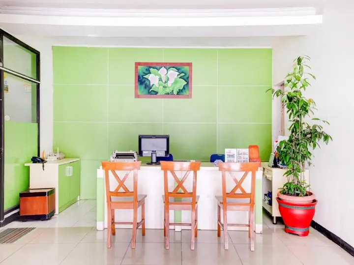 Читарингул: RedDoorz Plus @ Megamendung Puncak Bogor