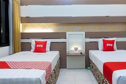 OYO 3803 Hotel Wonojati Syariah Malang — фото 2