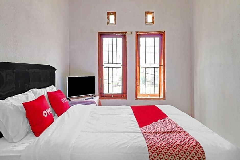 OYO 90815 Guest House Putri Sariwangi Syariah — фото 4