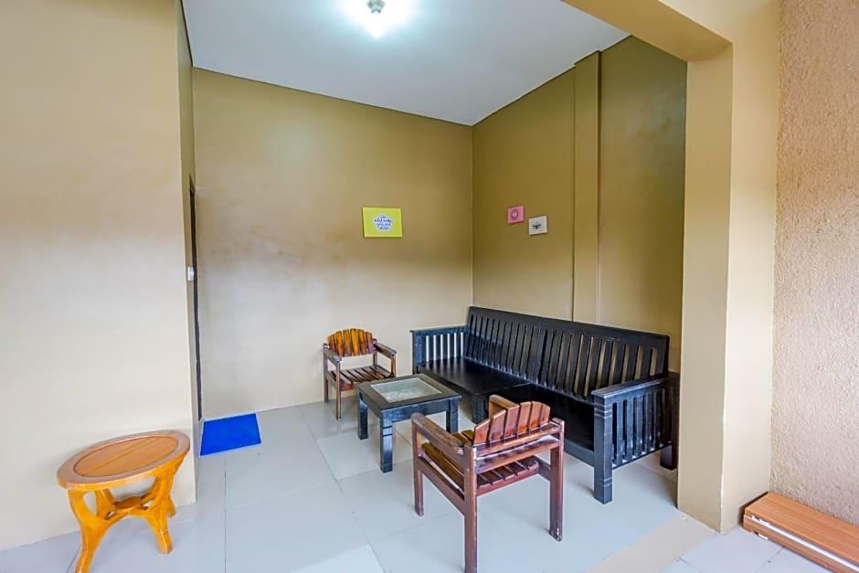 OYO Life 2866 Kost Syahira — фото 2