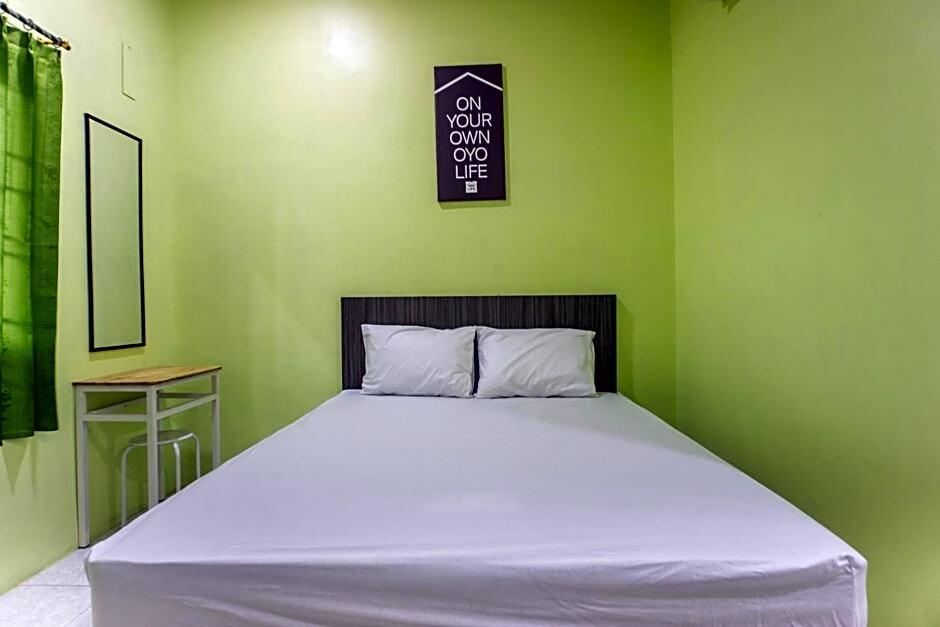 Петумбак: OYO Life 2739 Pondok Nadila