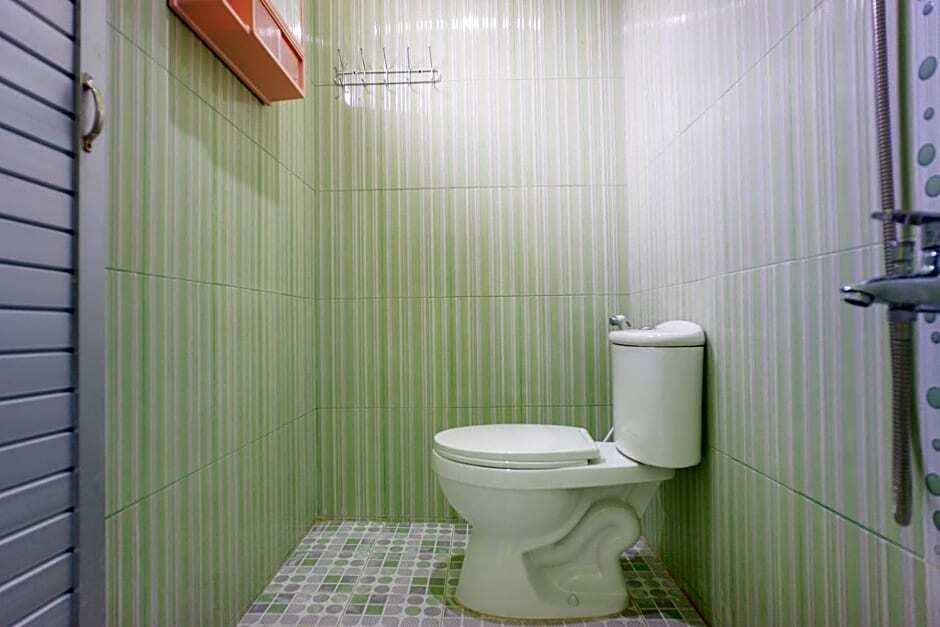 Петумбак: OYO Life 2739 Pondok Nadila