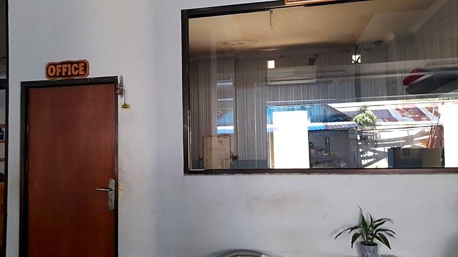 Баликпапан: OYO 91266 Markoni 18 Guest House