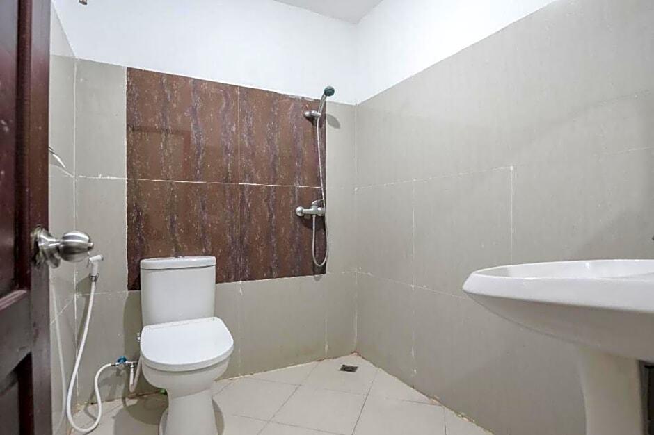 Баликпапан: OYO 91266 Markoni 18 Guest House