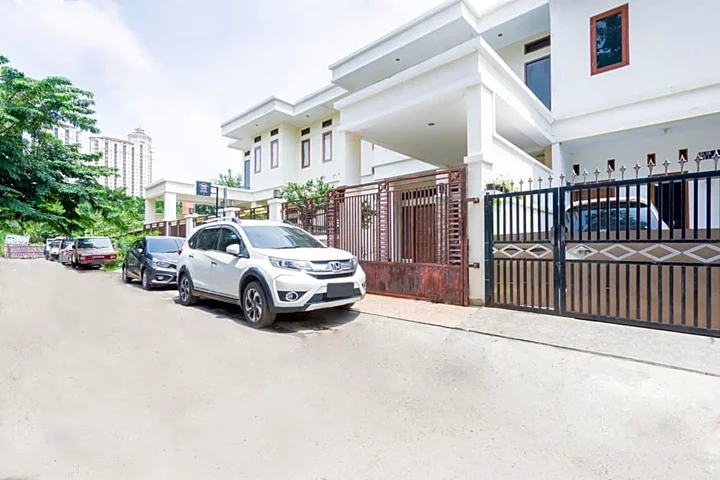 Депок: OYO Life 3451 Kost Shavero
