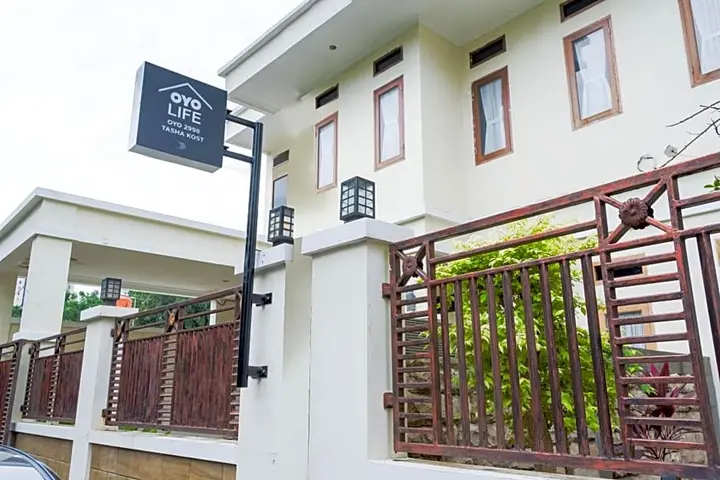 Депок: OYO Life 3451 Kost Shavero