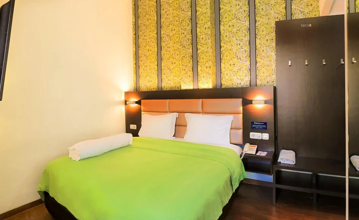 Тернате: Emerald Hotel