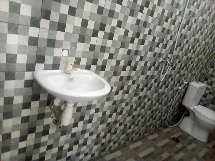 Jerowaru: Ariata Arya Hostel