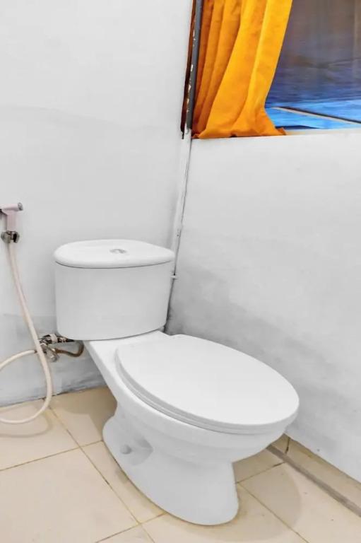 Маланг: OYO 90793 Btc Guest House Syariah