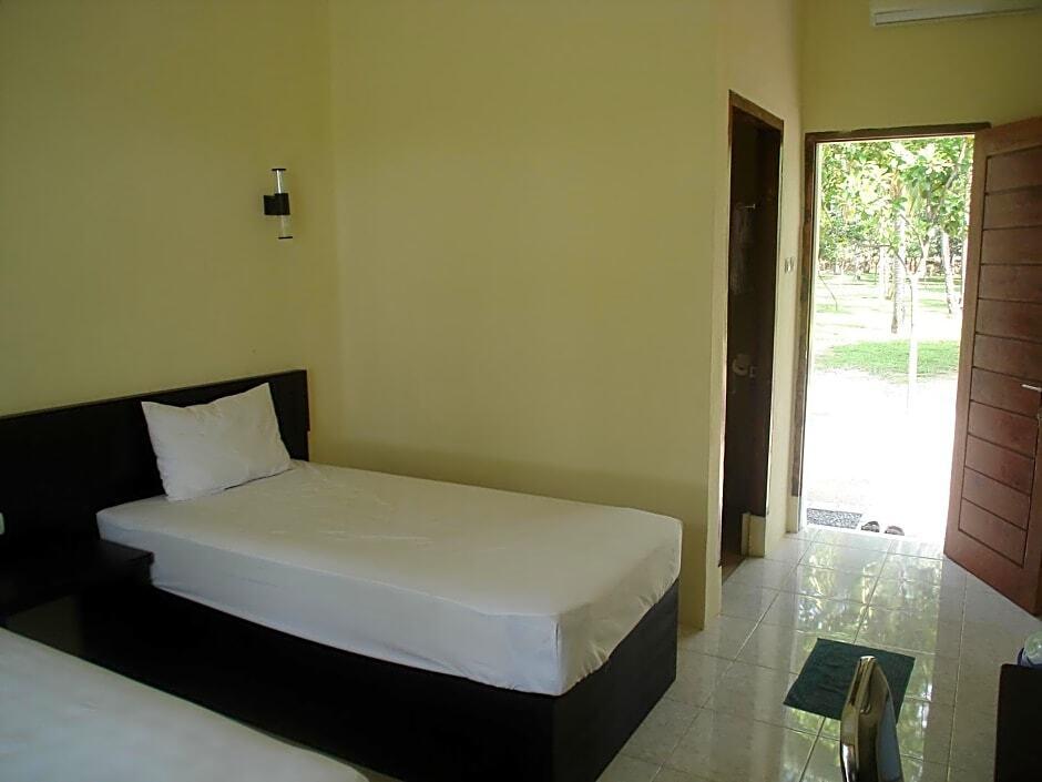 Гонданг: GONDANG1 beach hotel