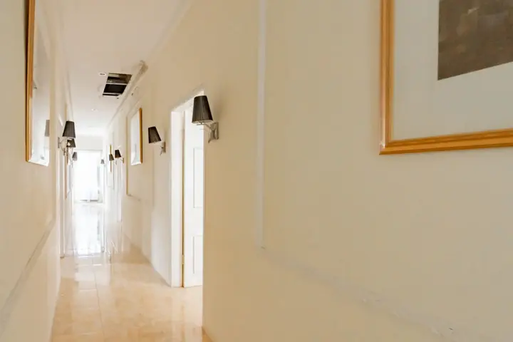 Чипанас: Urbanview Hotel Mon Bel Cibodas