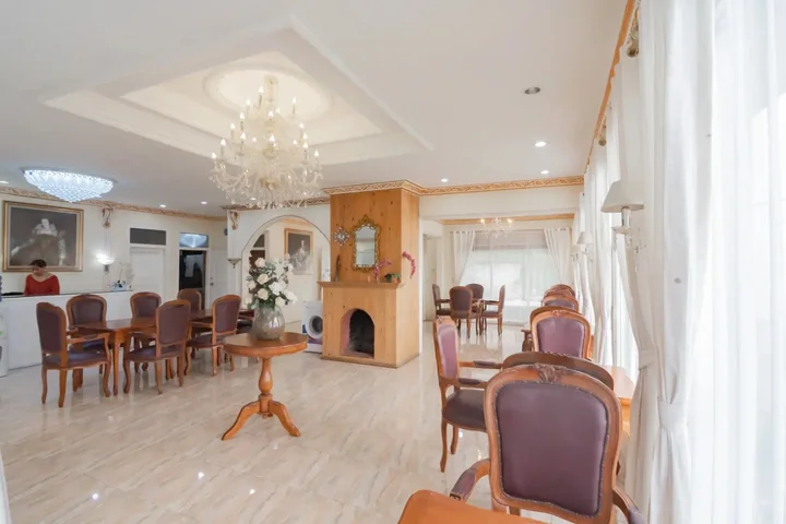 Чипанас: Urbanview Hotel Mon Bel Cibodas