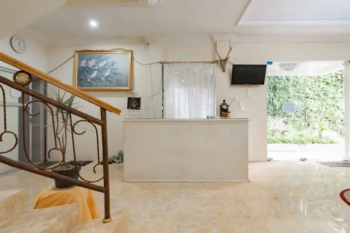 Чипанас: Urbanview Hotel Mon Bel Cibodas